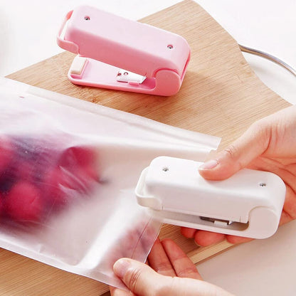 Mini Heat Sealer — Keep Food Fresh for Longer